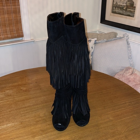 Women’s Gucci Fringe Boots - Picture 2 of 8